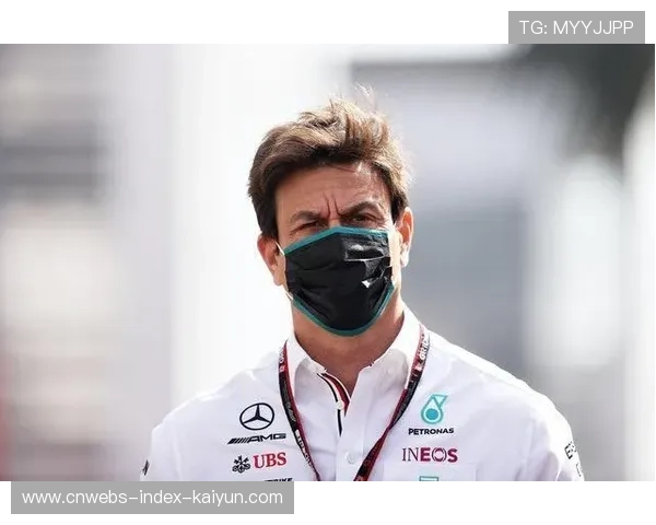 汉密尔顿难掩怒火